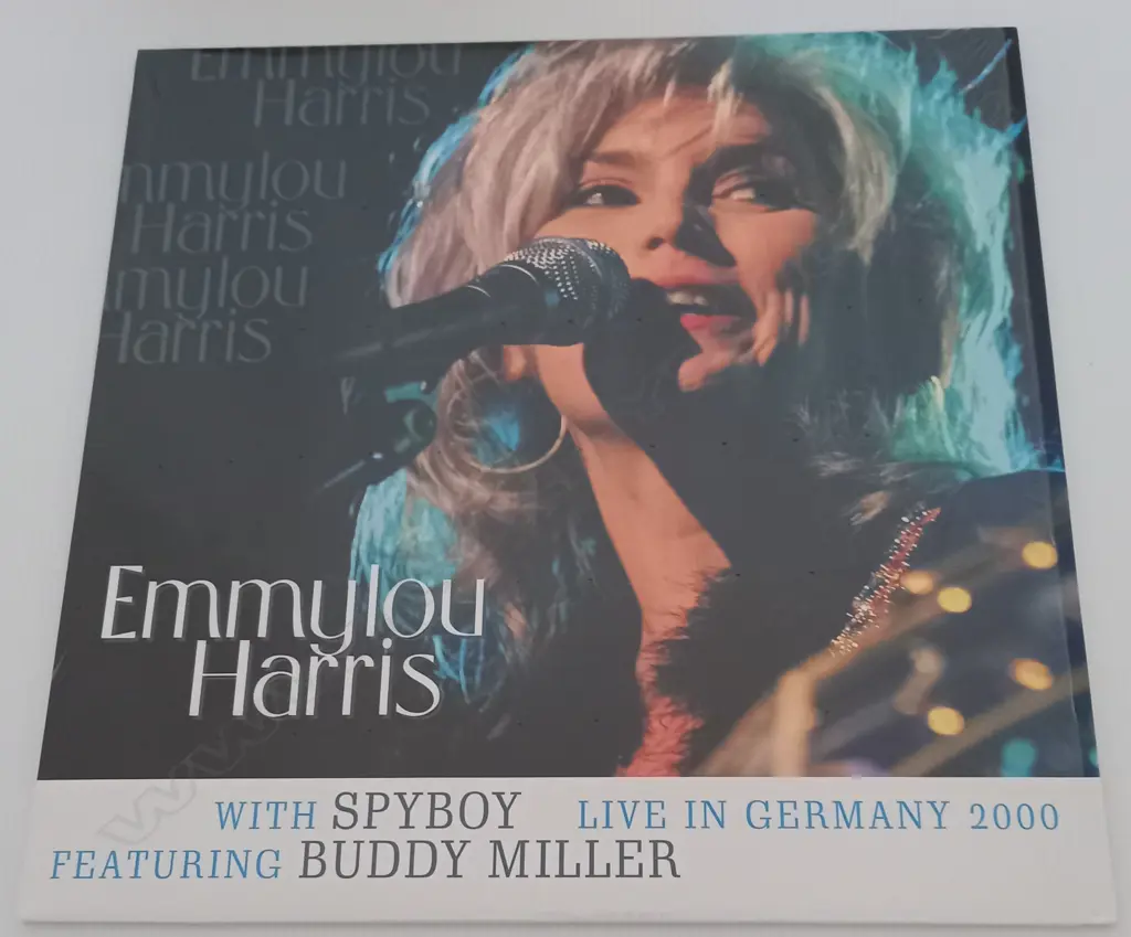 Emmylou Harris With Spyboy Featuring Buddy Miller, Live In Germany 2000 Image 1++